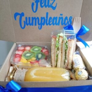 DESAYUNO DE CUMPLEAÑOS BLUE